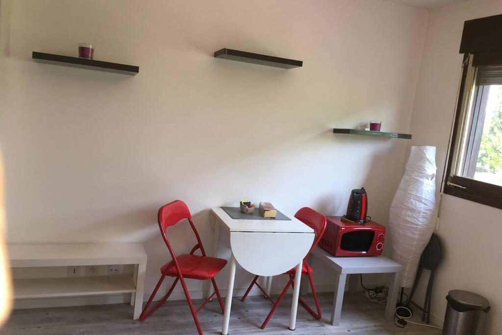 Ferienwohnung Studio Proche Du Lac-Triangle D'Or Annecy Exterior foto